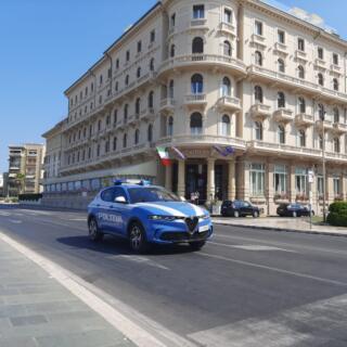 Violenta rapina in viale Capponi, preso l’autore