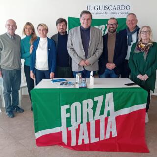 Pietrasanta: il consigliere Niccolò Alberti in Forza Italia