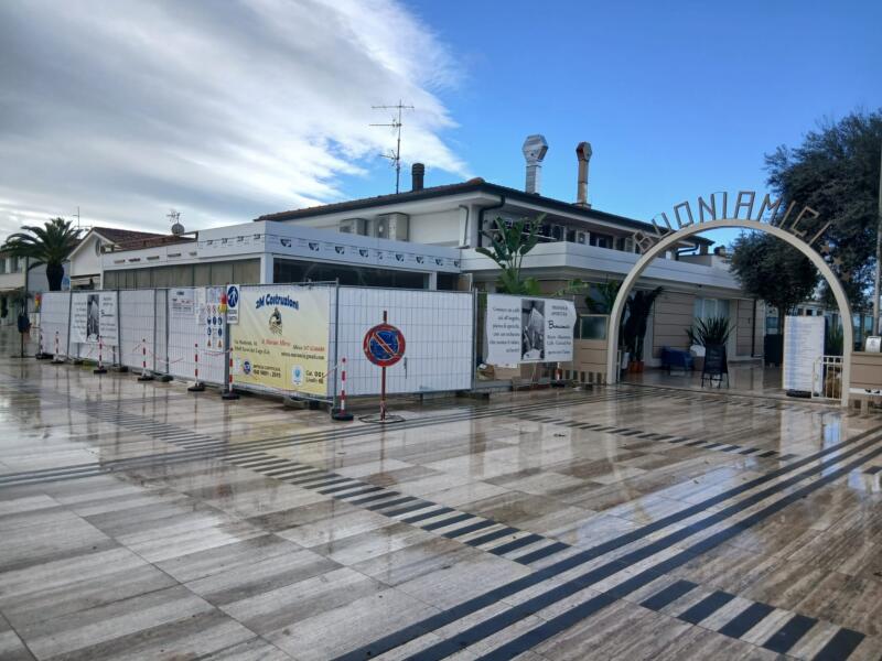 Ecco il Buoniamici Bistrot, taglio del nastro in Passeggiata a Lido